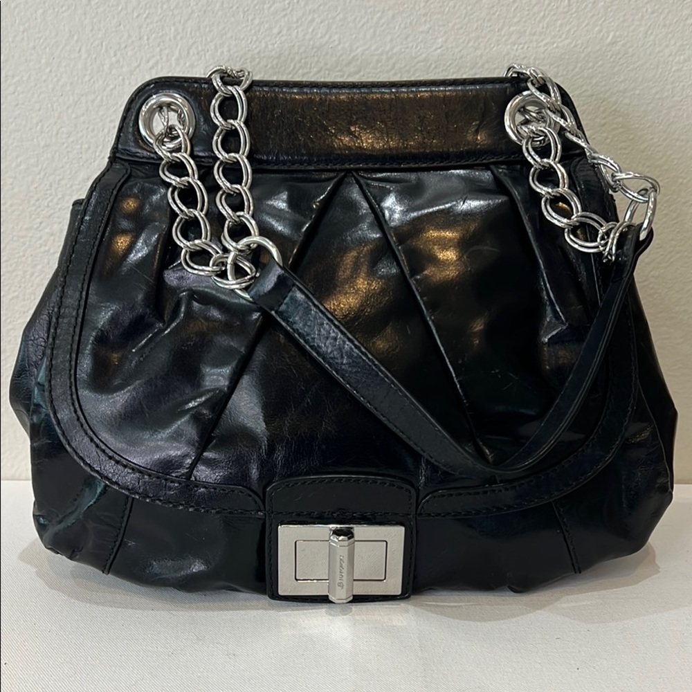 BMakowsky Women’s Sleek Soft Leather Black and Silver Chain Shoulder Bag NWOT